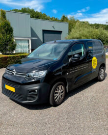 autobelettering_autostickers_Decokay-van-de-Wouw